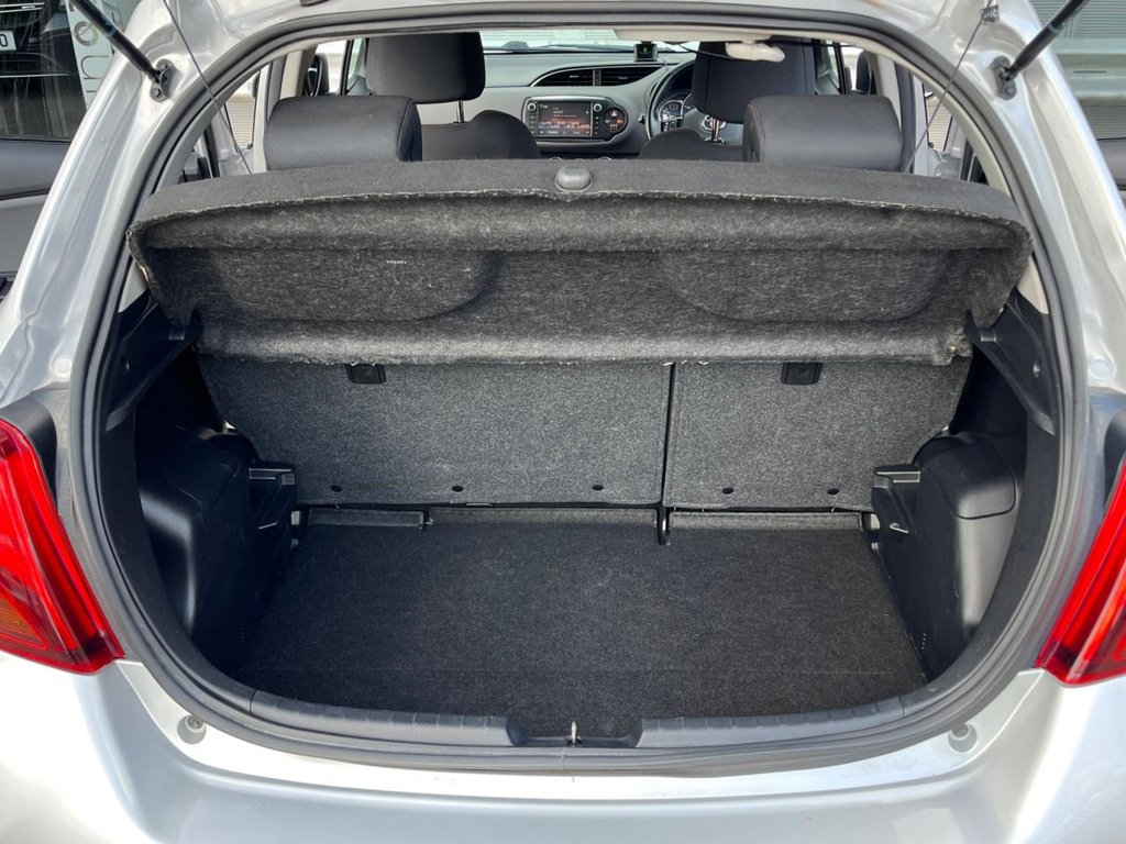 Used Toyota Yaris 2015 for sale - 75936539: Photo 24