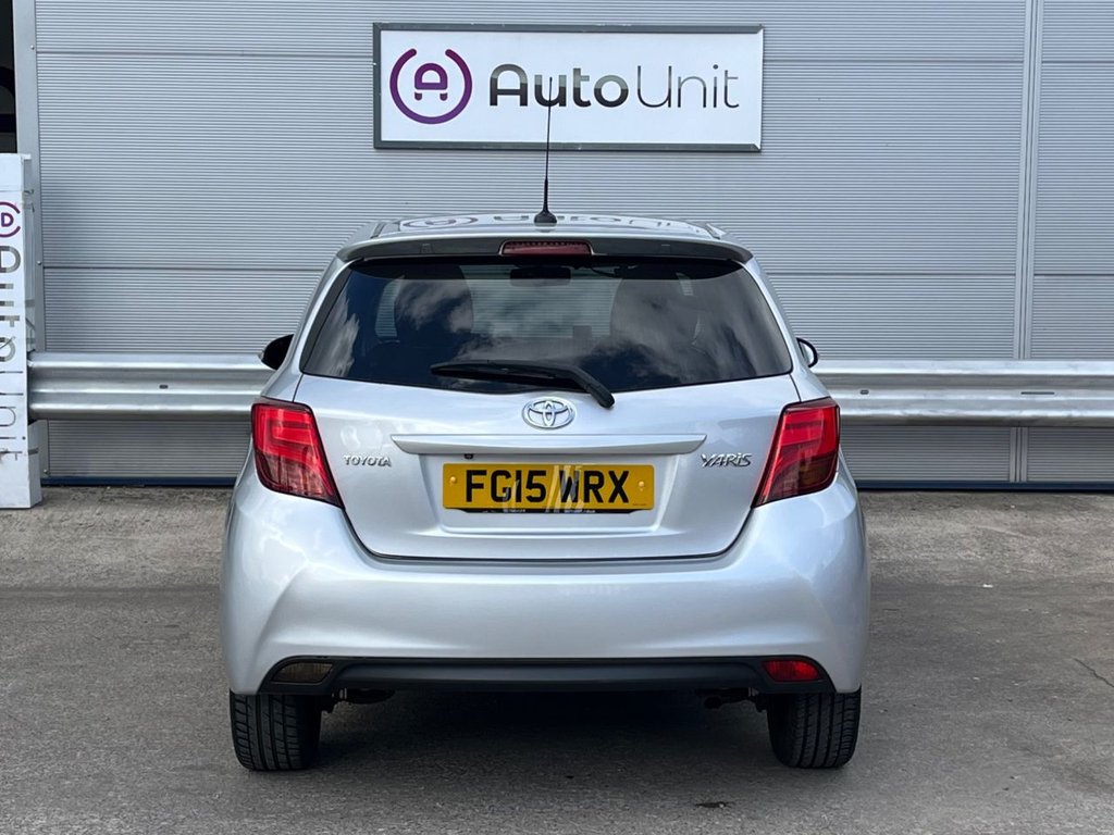 Used Toyota Yaris 2015 for sale - 75936539: Photo 30