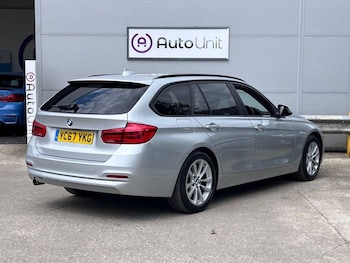 Used BMW 3 Series 2017 for sale - 77672628: Photo