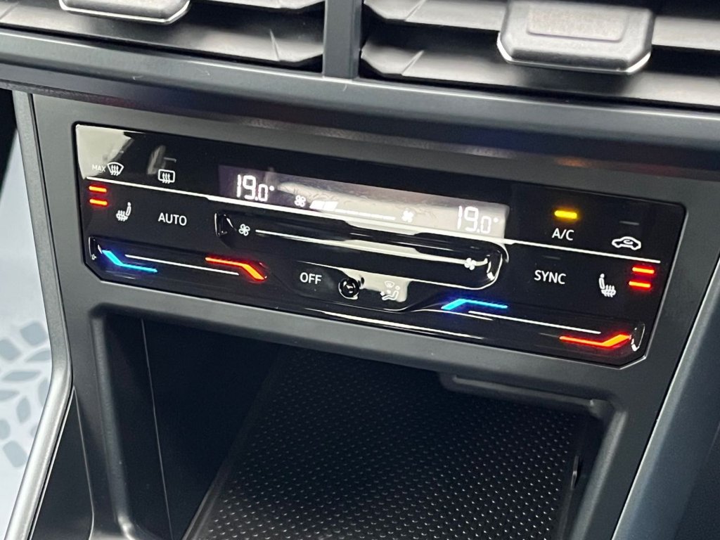 Used Volkswagen Polo 2022 for sale - 76406880: Photo 32