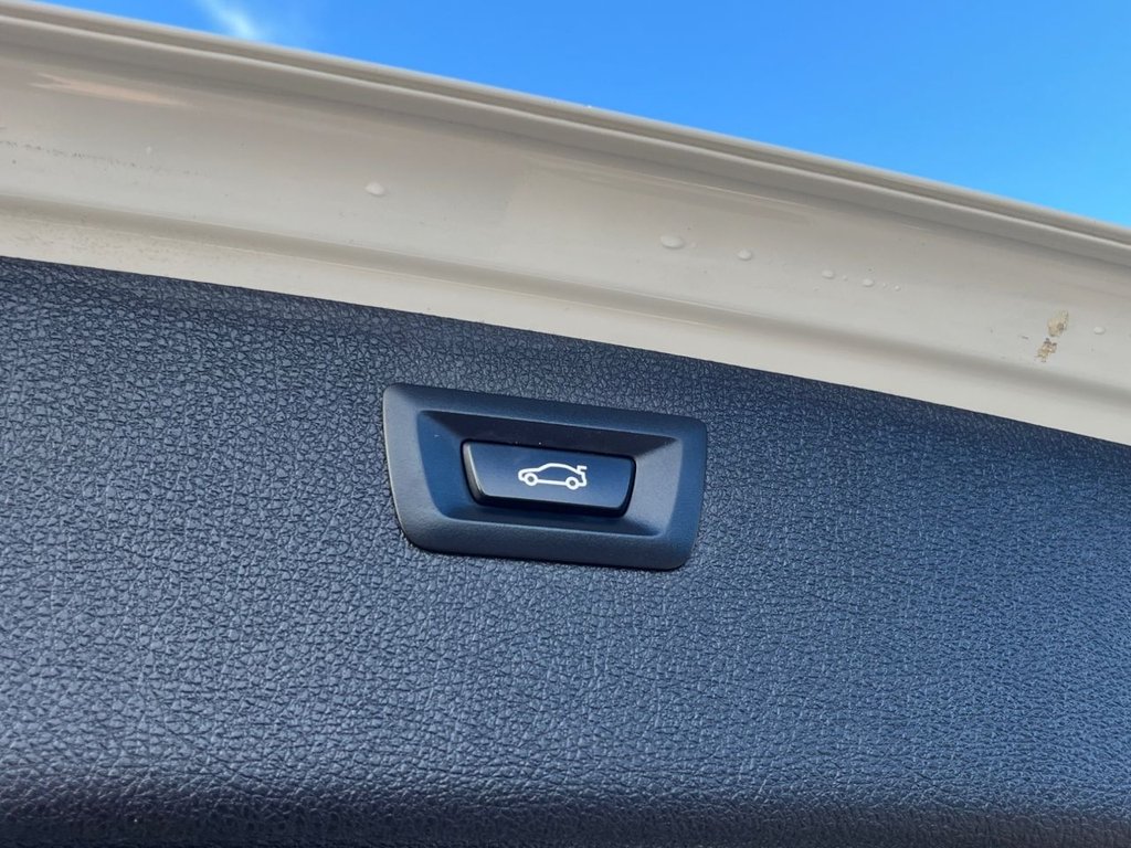 Used BMW 3 Series 2015 for sale - 77287861: Photo 35