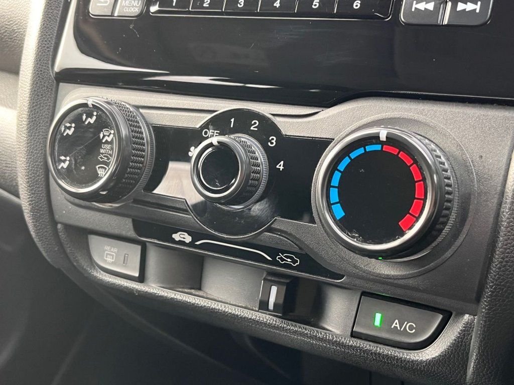 Used Honda Jazz 2017 for sale - 77534119: Photo 11