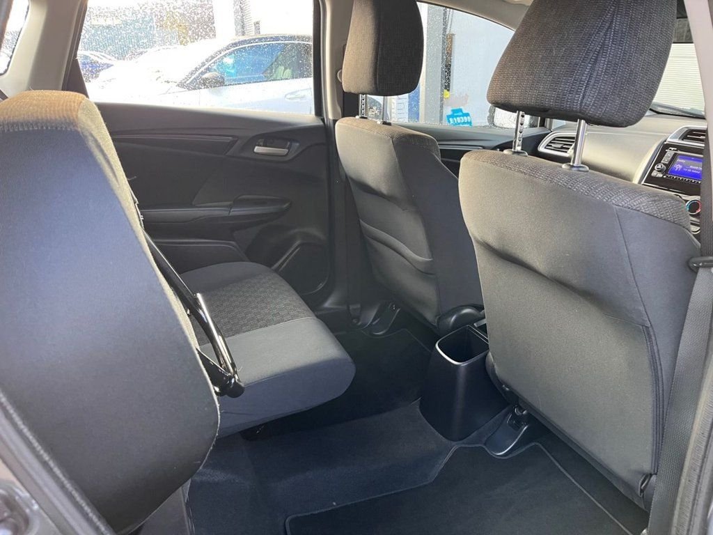 Used Honda Jazz 2017 for sale - 77534119: Photo 20