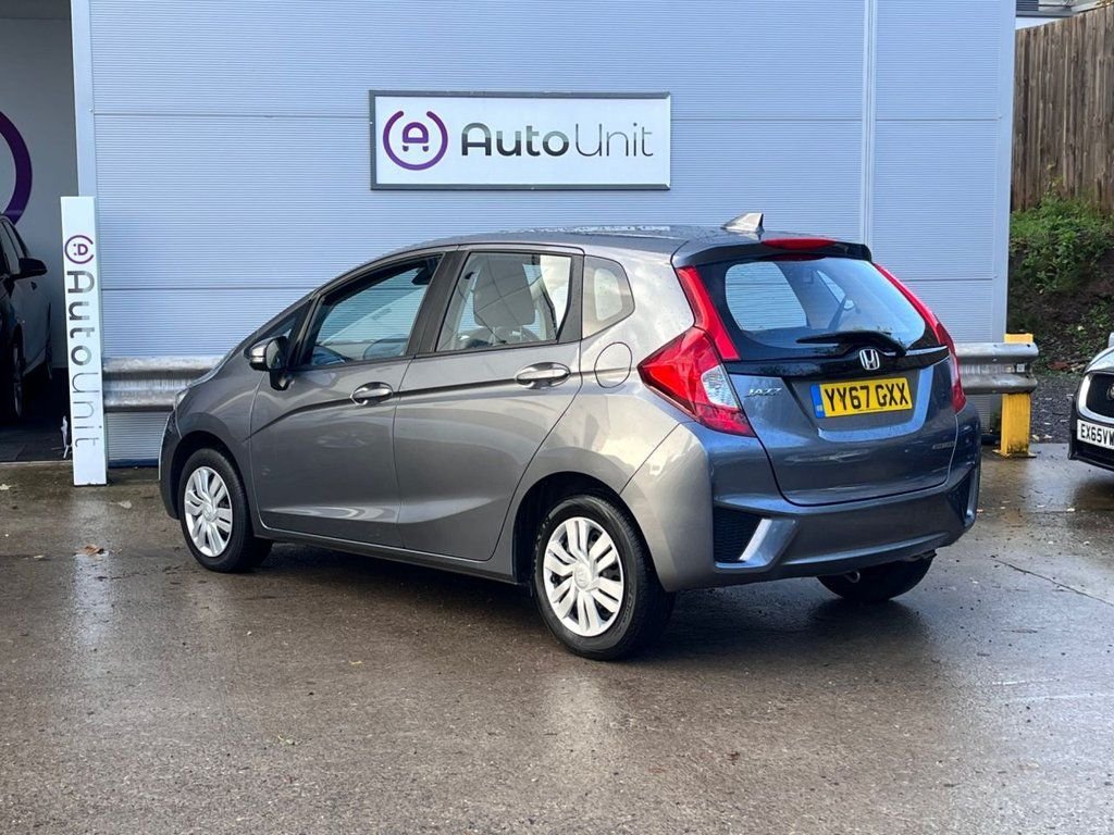 Used Honda Jazz 2017 for sale - 77534119: Photo 4