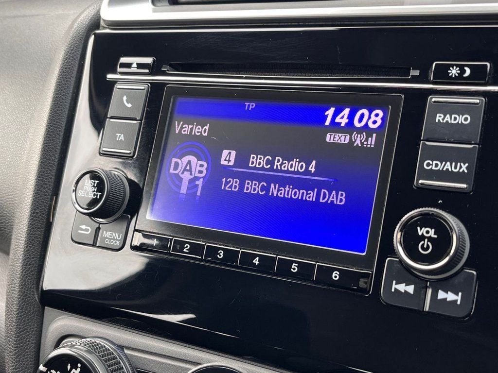 Used Honda Jazz 2017 for sale - 77534119: Photo 7