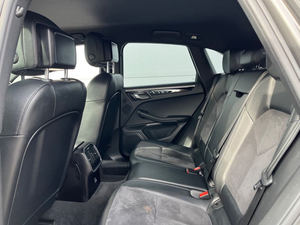Used Porsche Macan 2017 for sale - 77672631: Photo 25