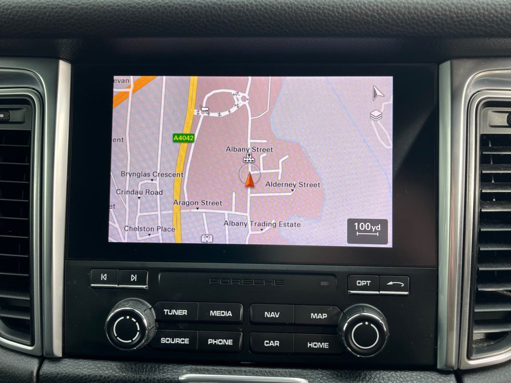 Used Porsche Macan 2017 for sale - 77672631: Photo 41