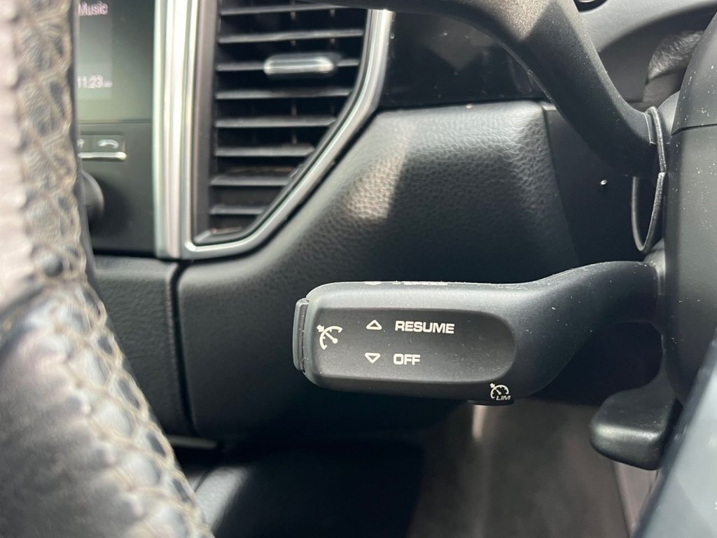 Used Porsche Macan 2017 for sale - 77672631: Photo 45