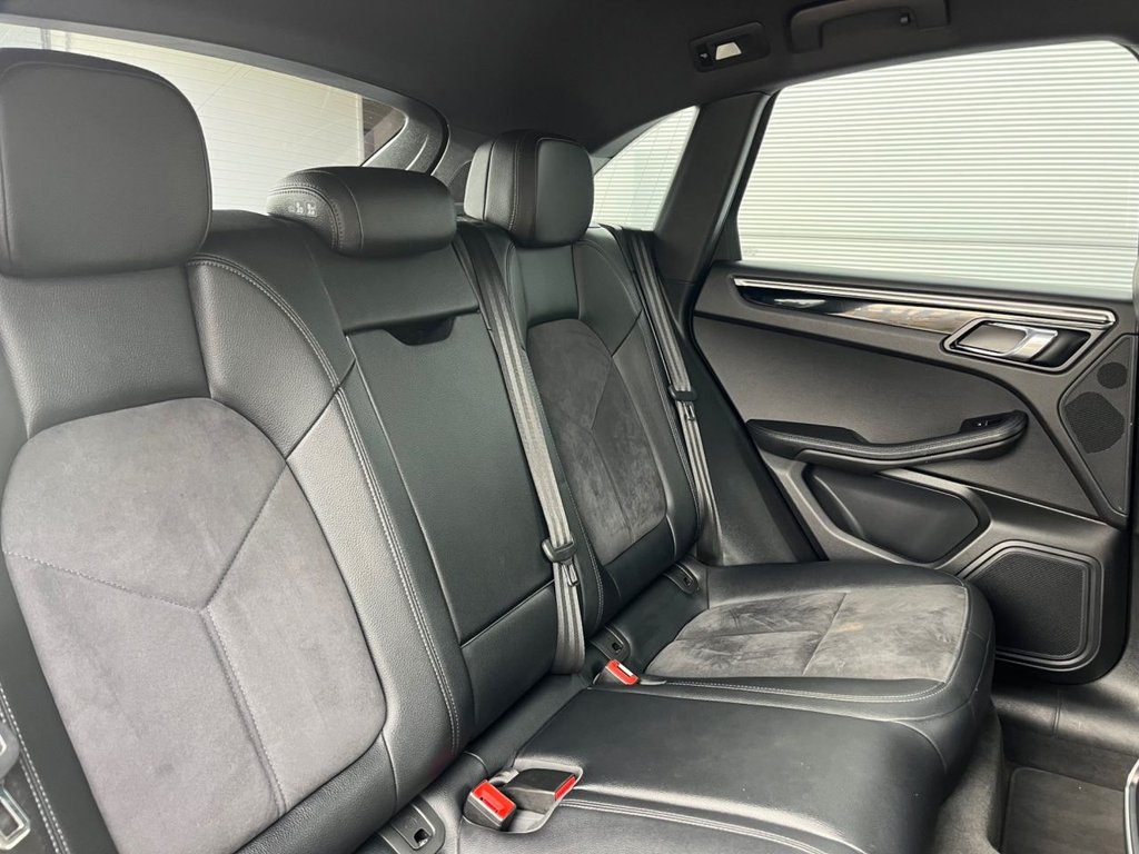 Used Porsche Macan 2017 for sale - 77672631: Photo 9