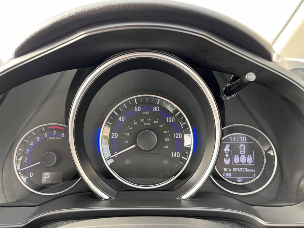 Used Honda Jazz 2017 for sale - 77139446: Photo 17