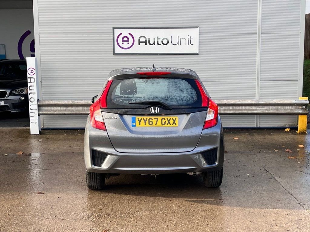 Used Honda Jazz 2017 for sale - 77139446: Photo 5