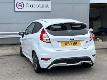 Used Ford Fiesta 2016 for sale - 78619395: Photo