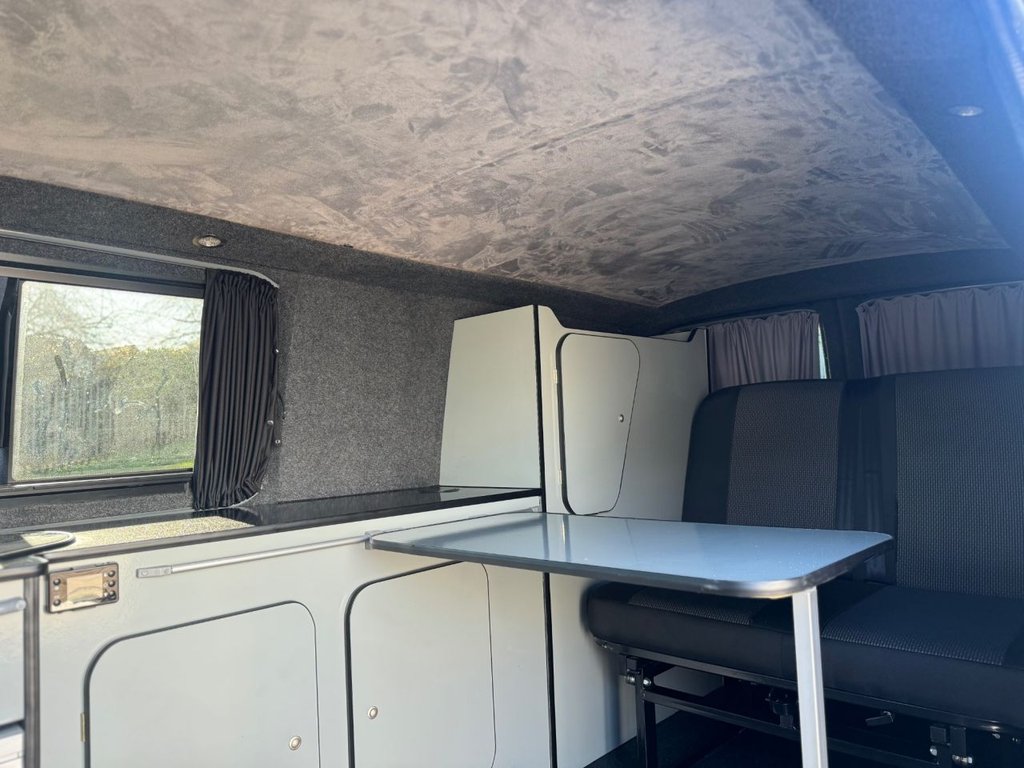 Used Volkswagen Transporter 2018 for sale - 77703953: Photo 8