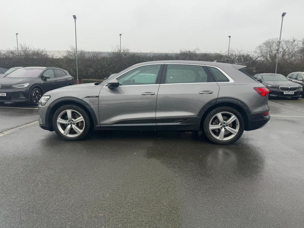 Used Audi e-tron 2021 for sale - 77139348: Photo 23