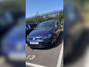 Used Volkswagen Golf 2019 for sale - 78762484: Photo