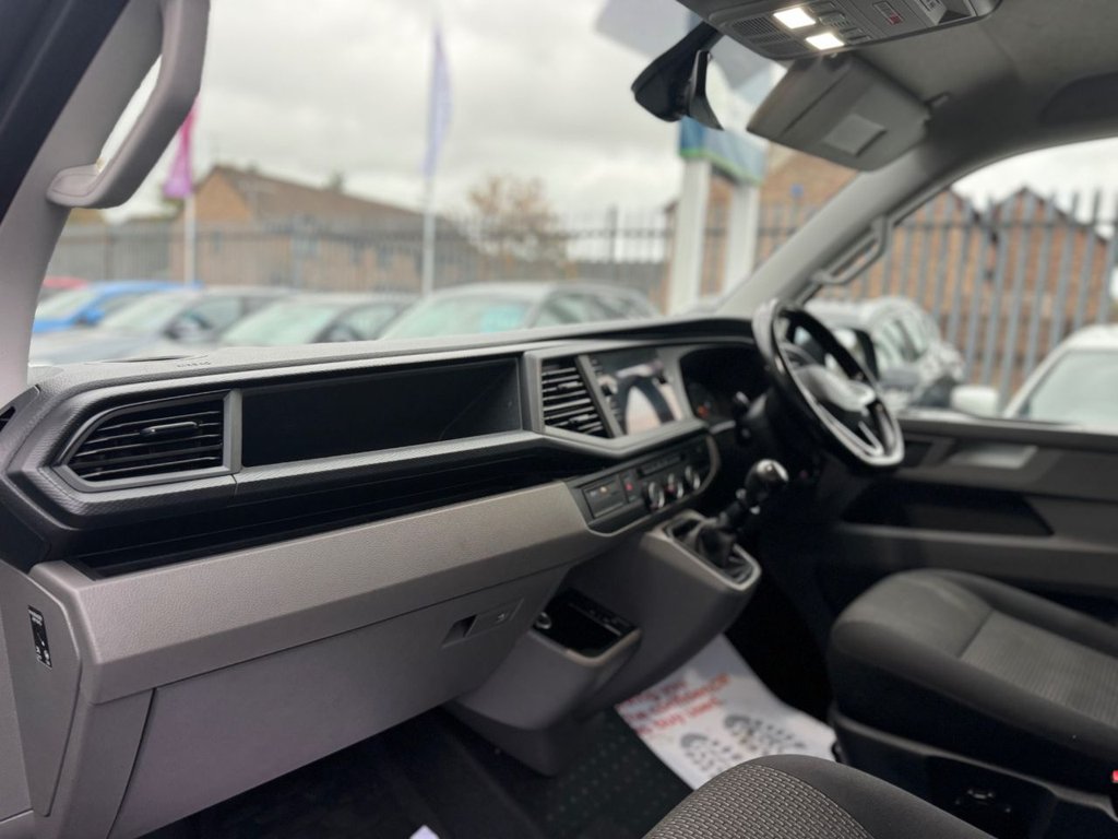 Used Volkswagen Transporter 2021 for sale - 76386682: Photo 8
