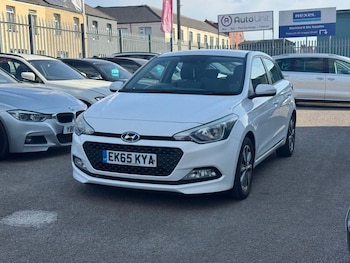 Used Hyundai i20 2015 for sale - 79397120: Photo