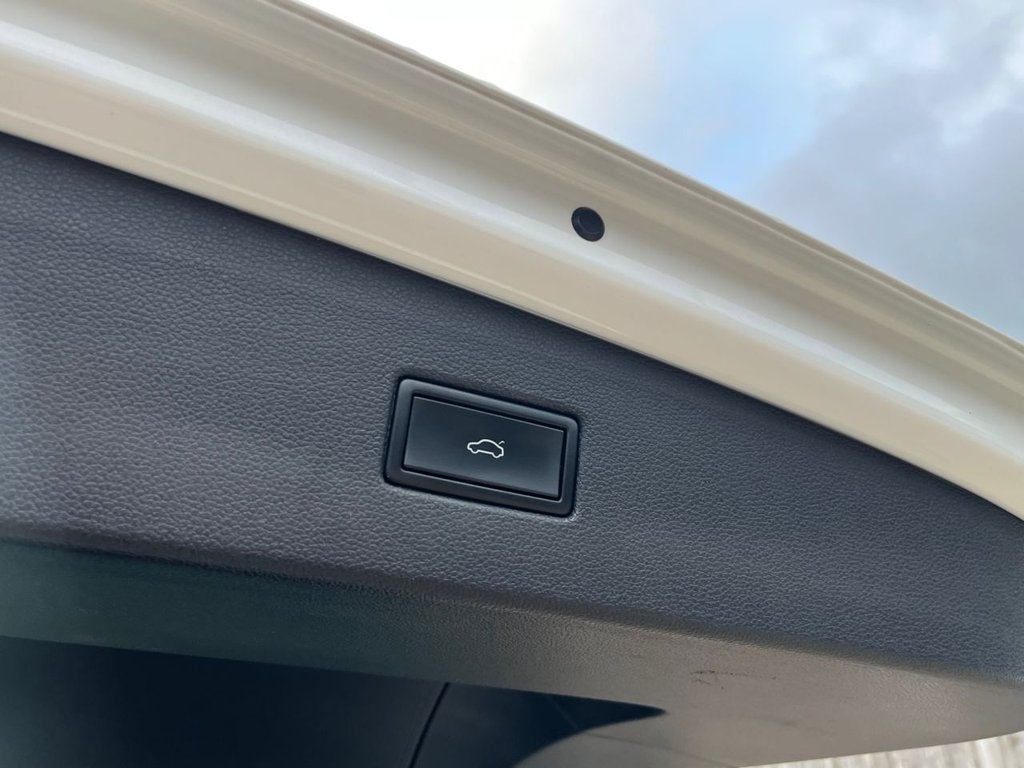 Used Volkswagen Tiguan 2020 for sale - 76535982: Photo 25