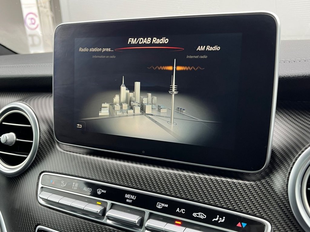 Used Mercedes-Benz V-Class 2018 for sale - 77463581: Photo 31