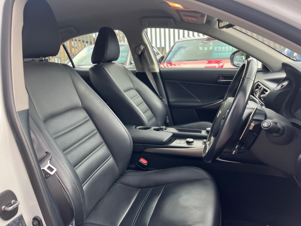 Used Lexus IS 2015 for sale - 76406884: Photo 8