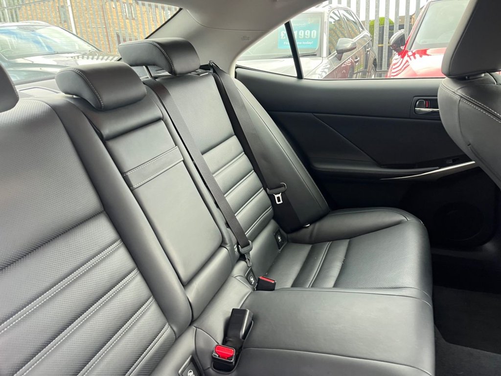 Used Lexus IS 2015 for sale - 76406884: Photo 9