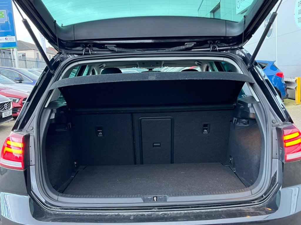 Used Volkswagen Golf 2020 for sale - 77719911: Photo 10