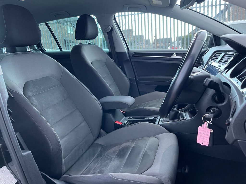 Used Volkswagen Golf 2020 for sale - 77719911: Photo 8