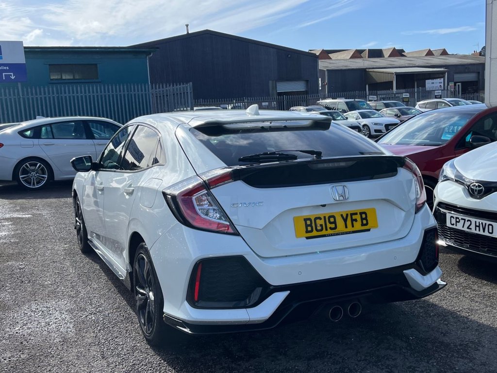 Used Honda Civic 2019 for sale - 78110213: Photo 4