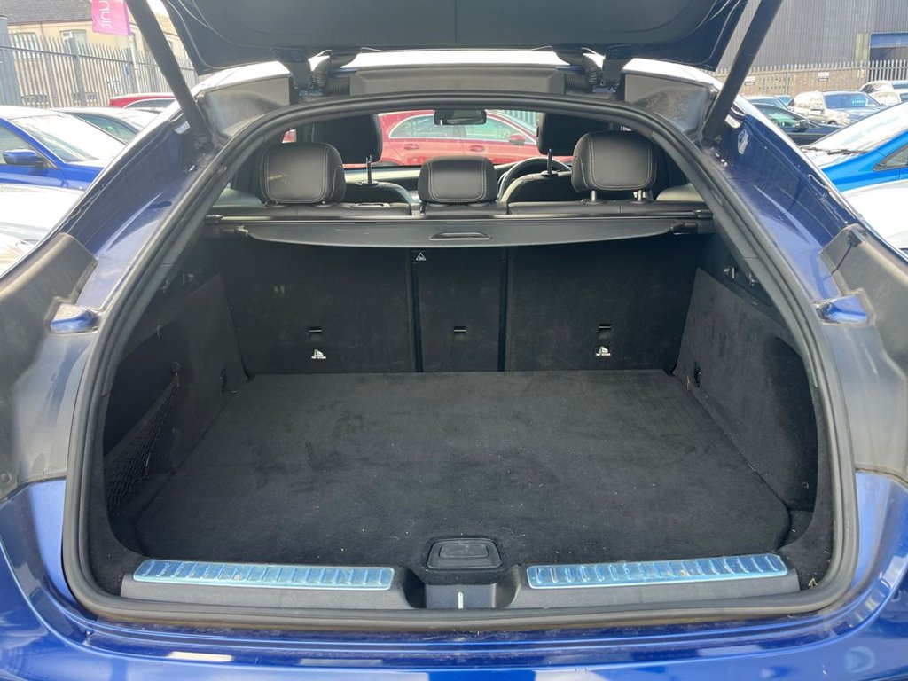 Used Mercedes-Benz GLC 2021 for sale - 76396090: Photo 10