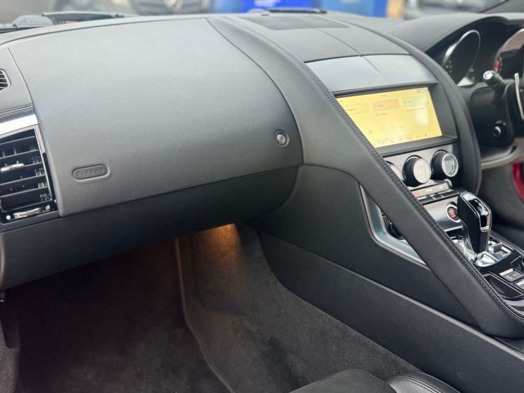 Used Jaguar F-Type 2019 for sale - 77072524: Photo 11