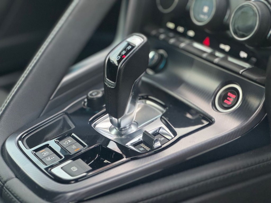 Used Jaguar F-Type 2019 for sale - 77072524: Photo 15