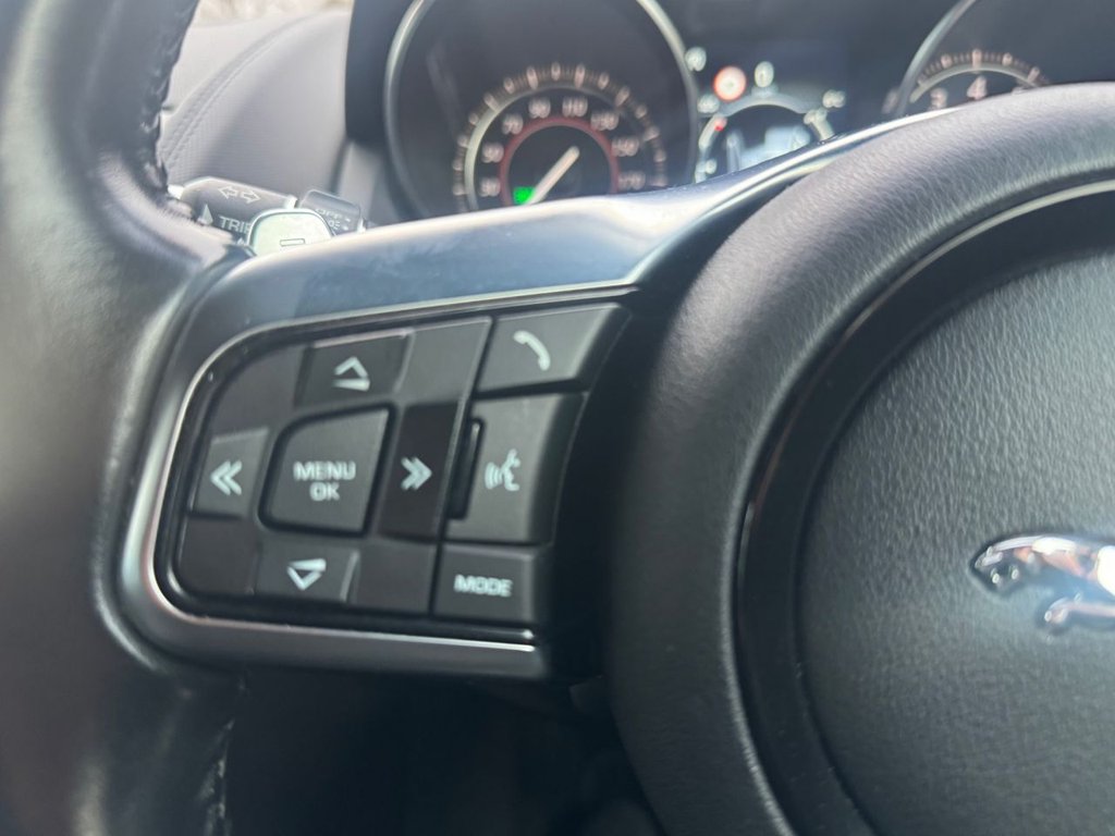 Used Jaguar F-Type 2019 for sale - 77072524: Photo 17