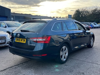 Used Skoda Superb 2016 for sale - 76132734: Photo 4