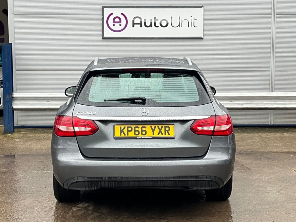 Used Mercedes-Benz C Class 2016 for sale - 77703744: Photo 5