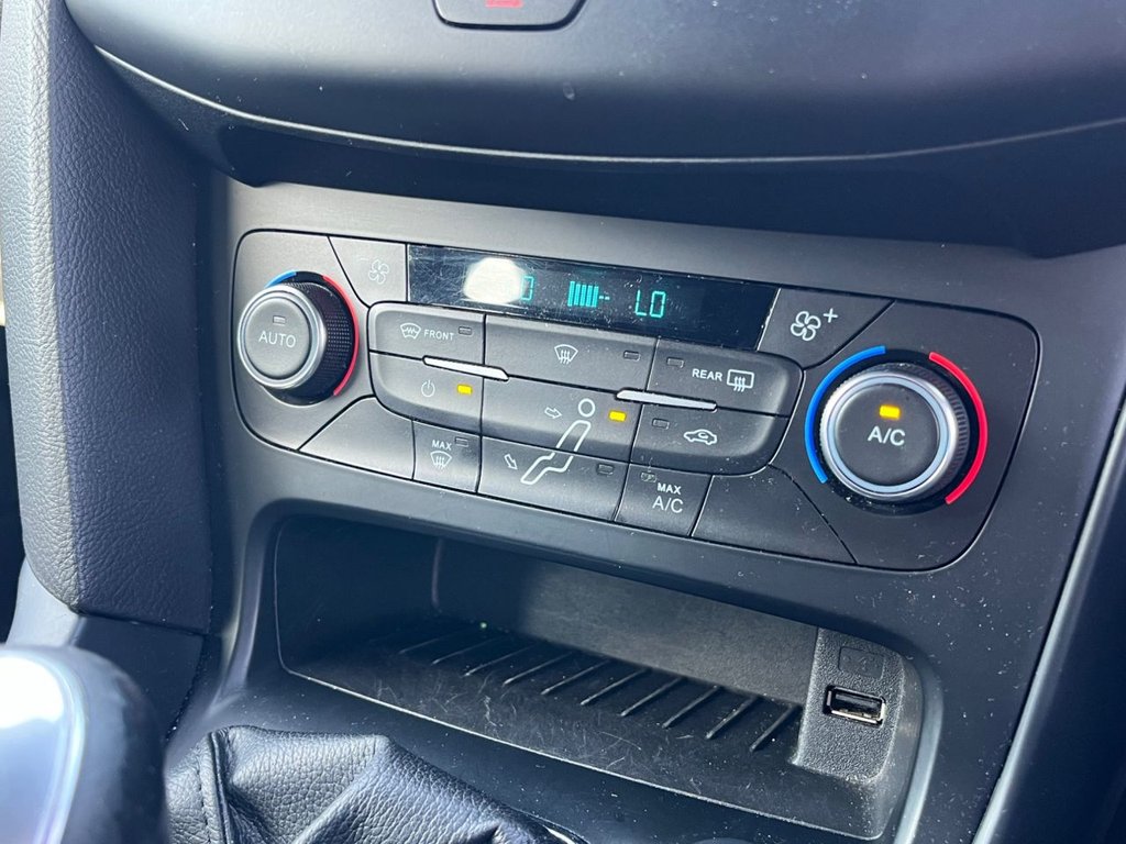 Used Ford Focus 2015 for sale - 78167349: Photo 12