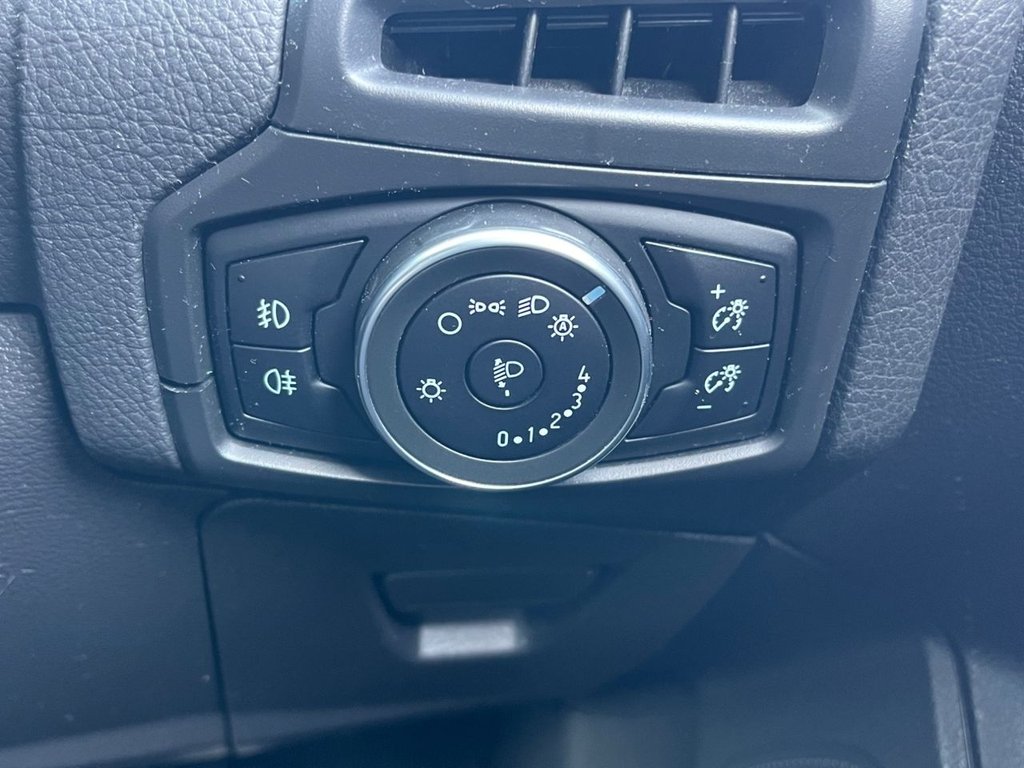 Used Ford Focus 2015 for sale - 78167349: Photo 13