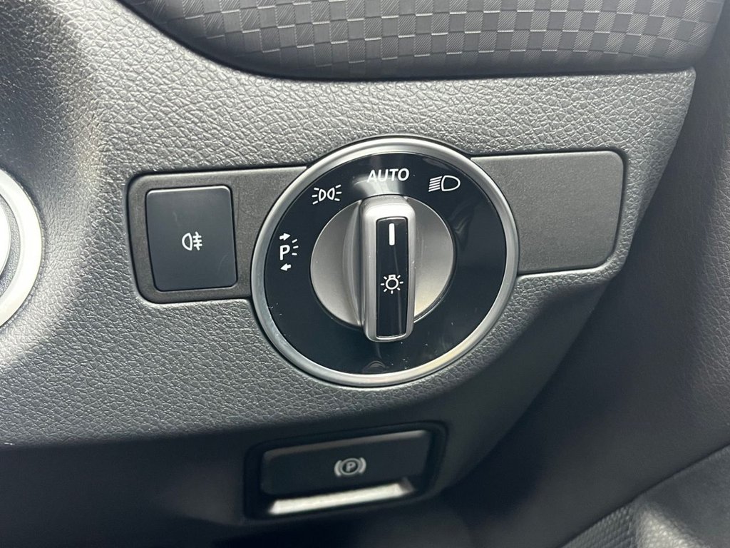 Used Mercedes-Benz A-Class 2018 for sale - 76172963: Photo 21