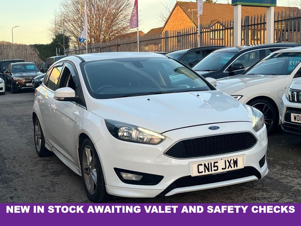 Used Ford Focus 2015 for sale - 76923502: Photo 1