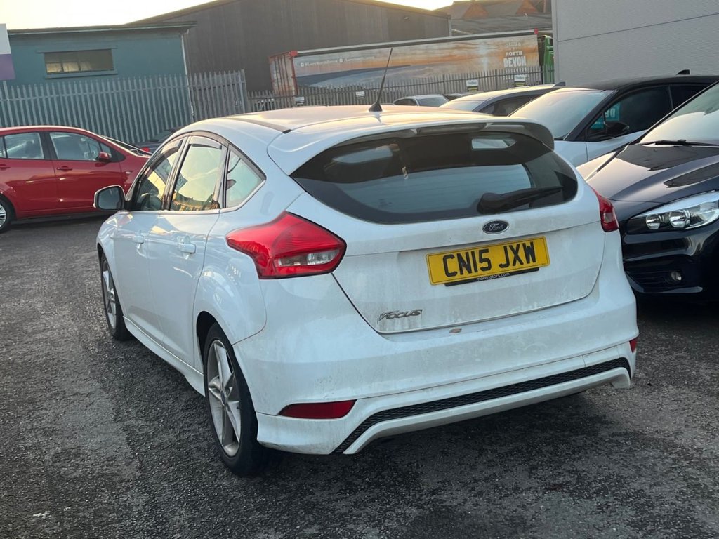 Used Ford Focus 2015 for sale - 76923502: Photo 4