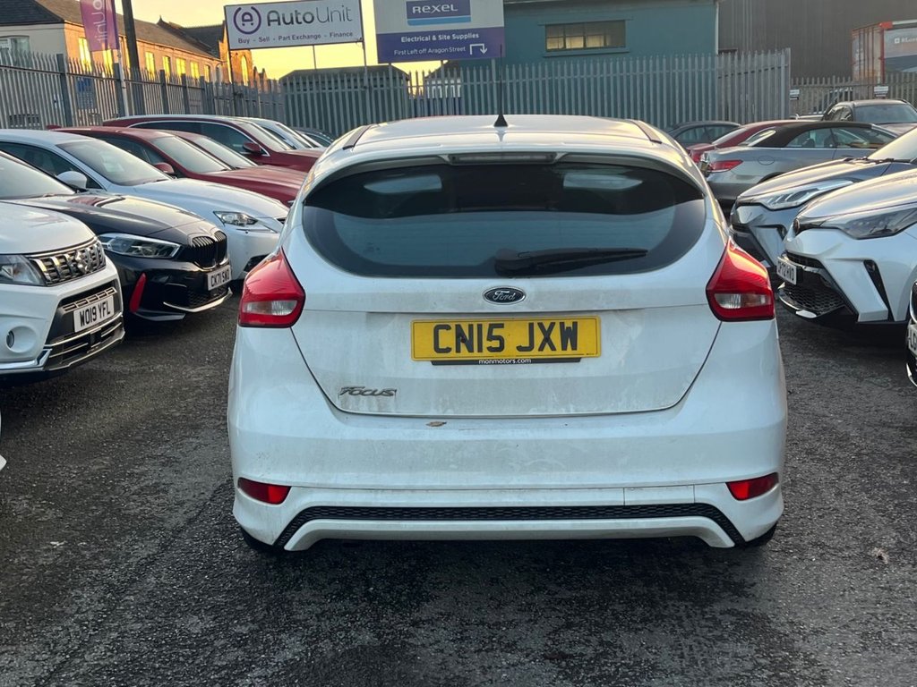 Used Ford Focus 2015 for sale - 76923502: Photo 5