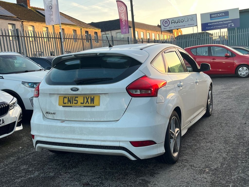 Used Ford Focus 2015 for sale - 76923502: Photo 6