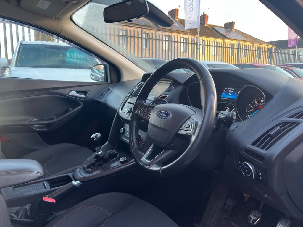 Used Ford Focus 2015 for sale - 76923502: Photo 7
