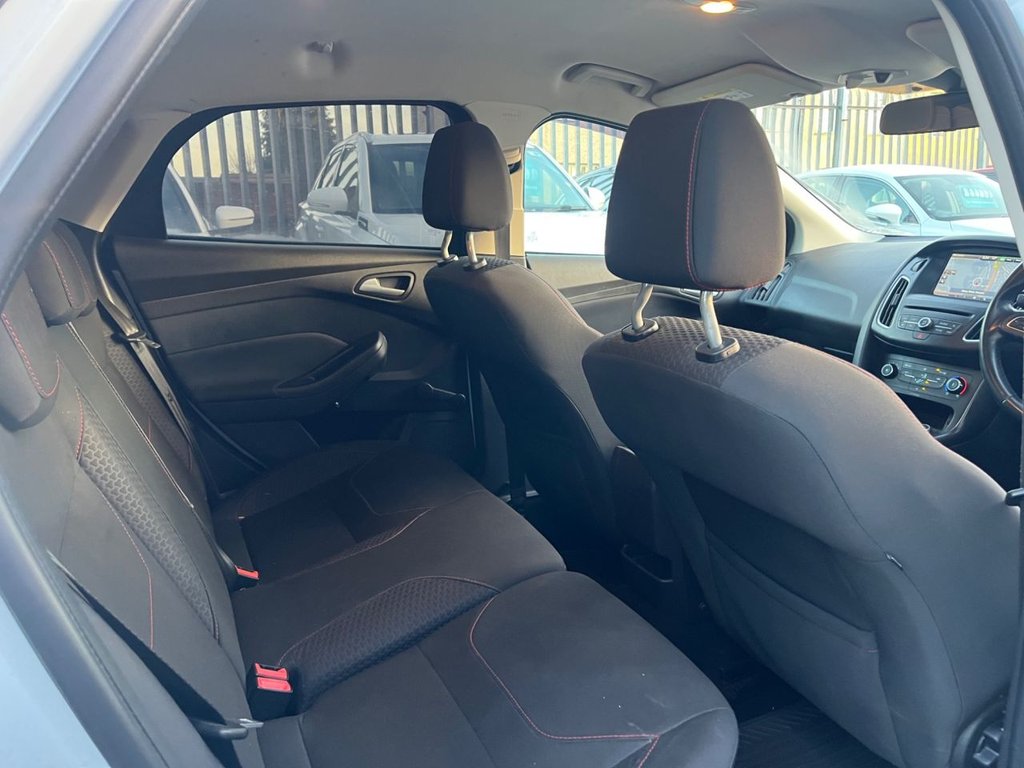 Used Ford Focus 2015 for sale - 76923502: Photo 9