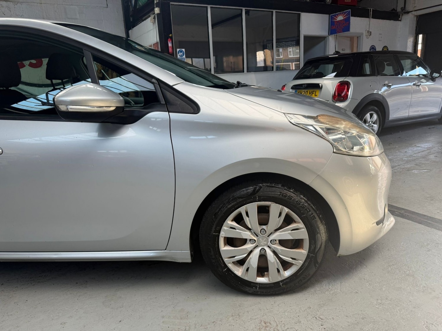 Used Peugeot 208 2019 for sale - 76211904: Photo 18