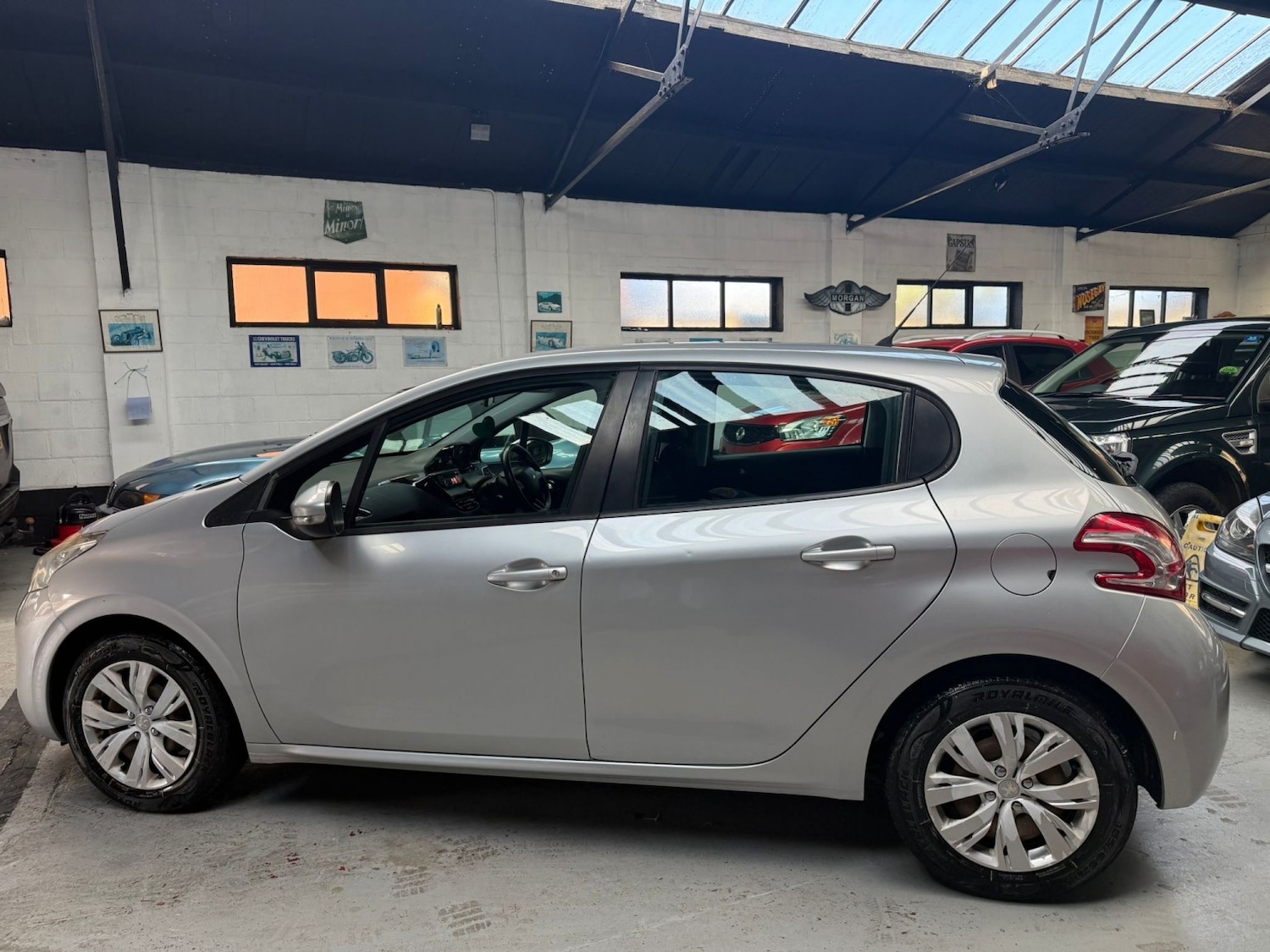 Used Peugeot 208 2019 for sale - 76211904: Photo 5