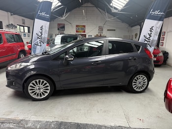 Used Ford Fiesta 2014 for sale - 79137106: Photo
