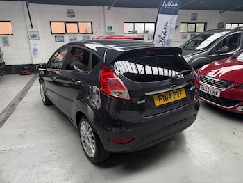 Used Ford Fiesta 2014 for sale - 79137106: Photo