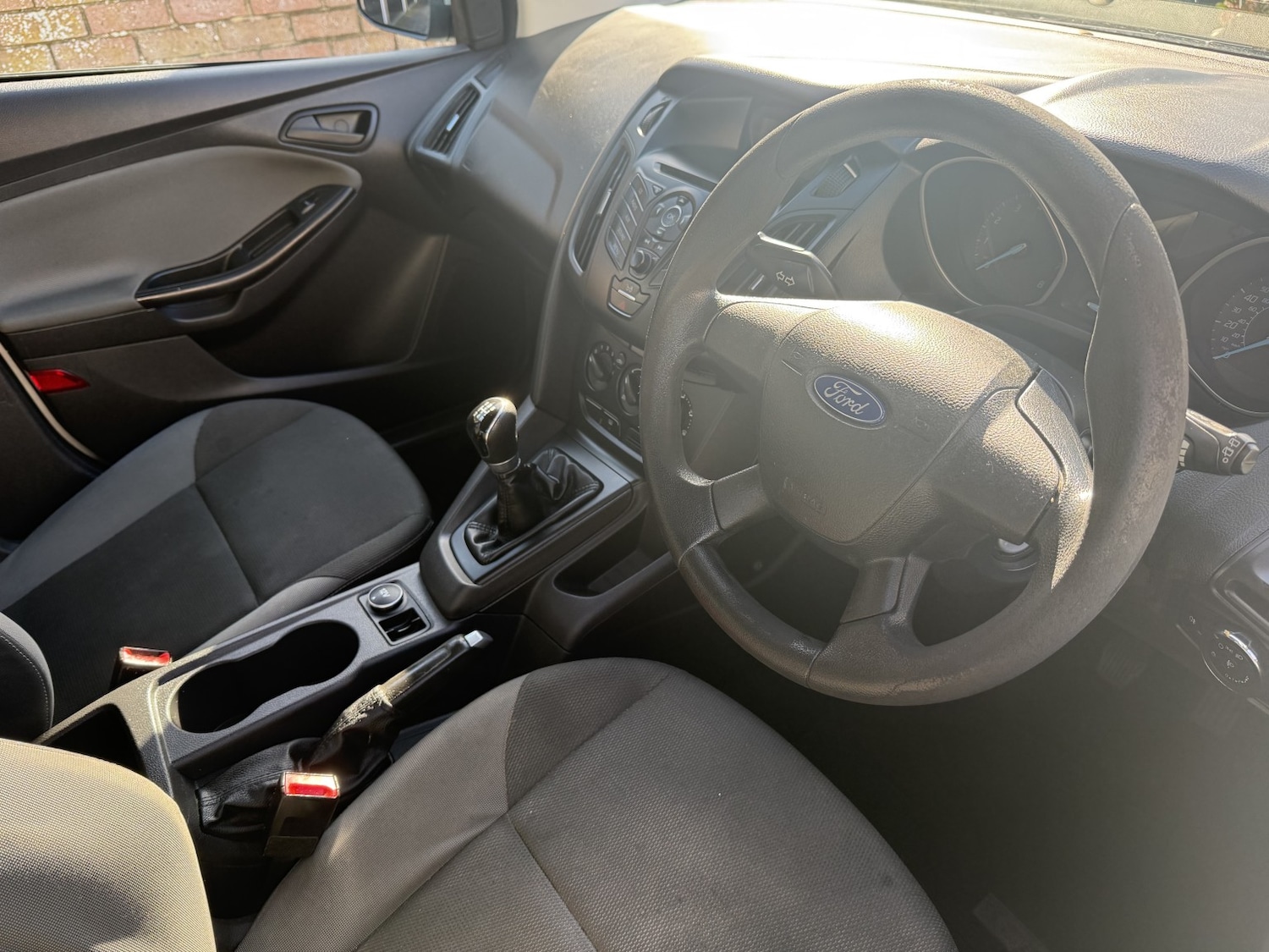 Used Ford Focus 2011 for sale - 77921390: Photo 2