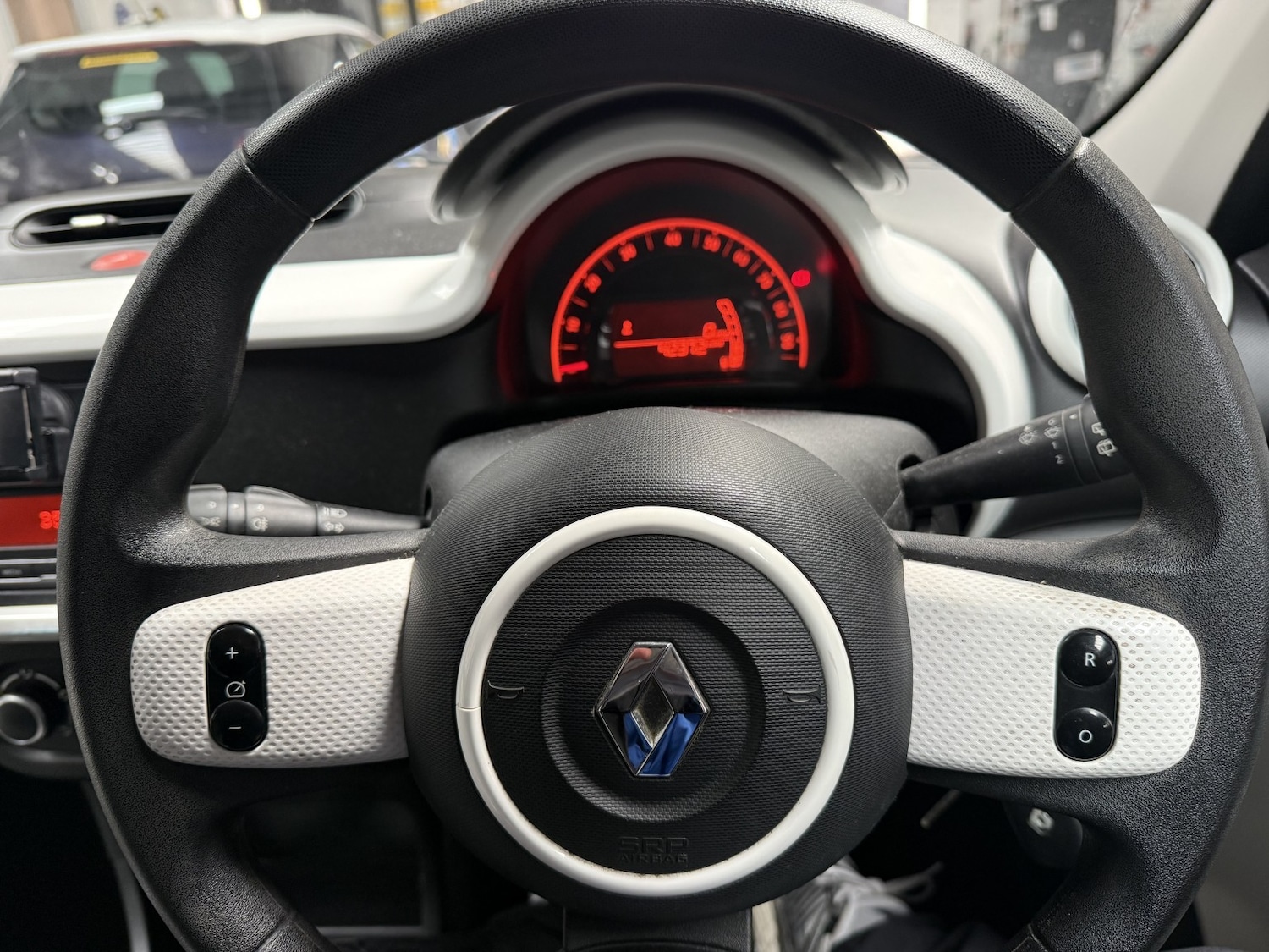 Used Renault Twingo 2014 for sale - 77781618: Photo 9