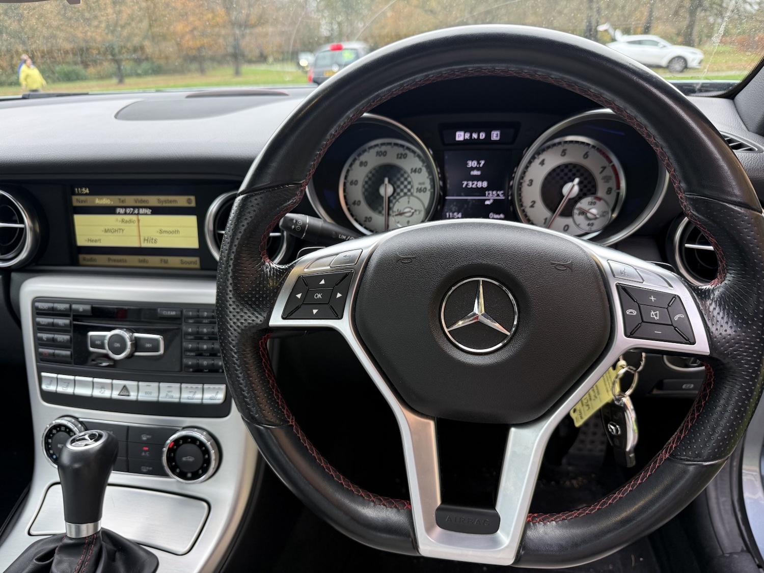 Used Mercedes-Benz SLK 2011 for sale - 76547873: Photo 21